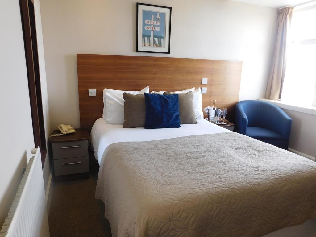 Cullen Bay Hotel Eksteriør billede