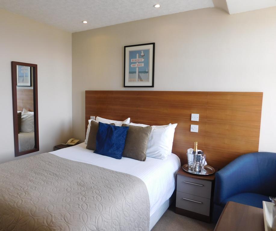 Cullen Bay Hotel Eksteriør billede